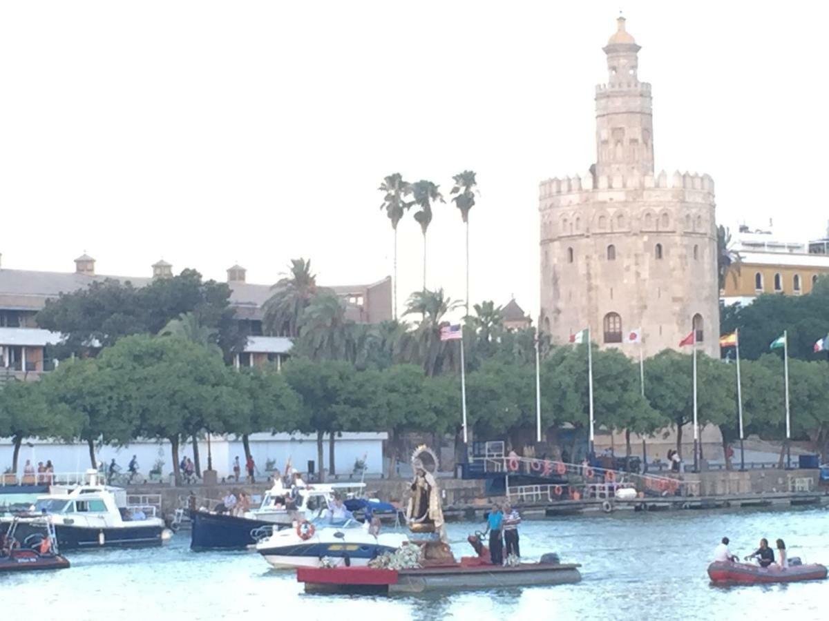 Betis A La Orilla Del Guadalquivir & Vistas A La Giralda Lejlighed Sevilla Eksteriør billede