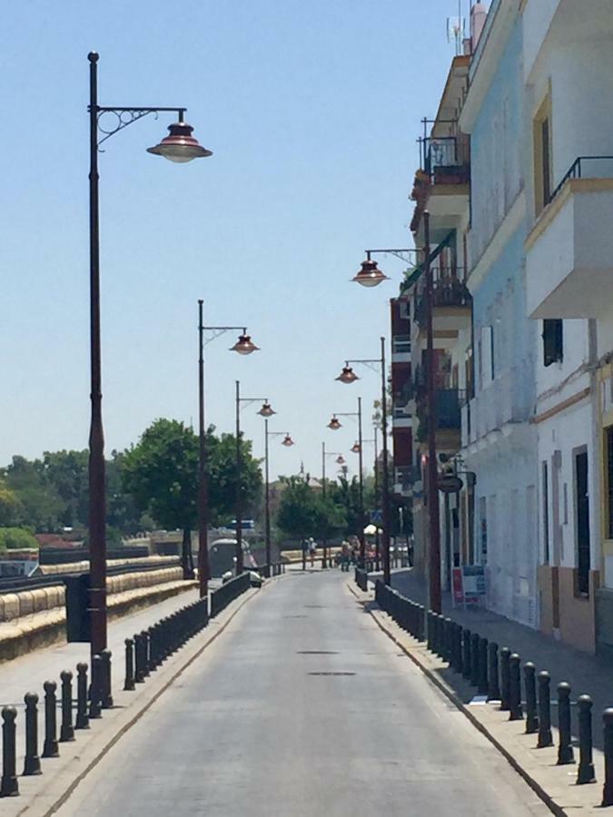 Betis A La Orilla Del Guadalquivir & Vistas A La Giralda Lejlighed Sevilla Eksteriør billede